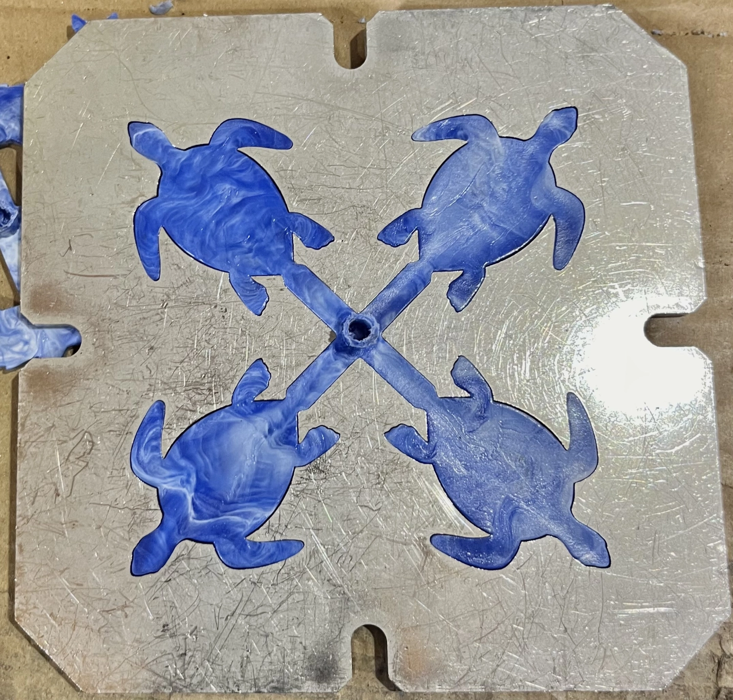 Turtles made from bottle caps in the molds